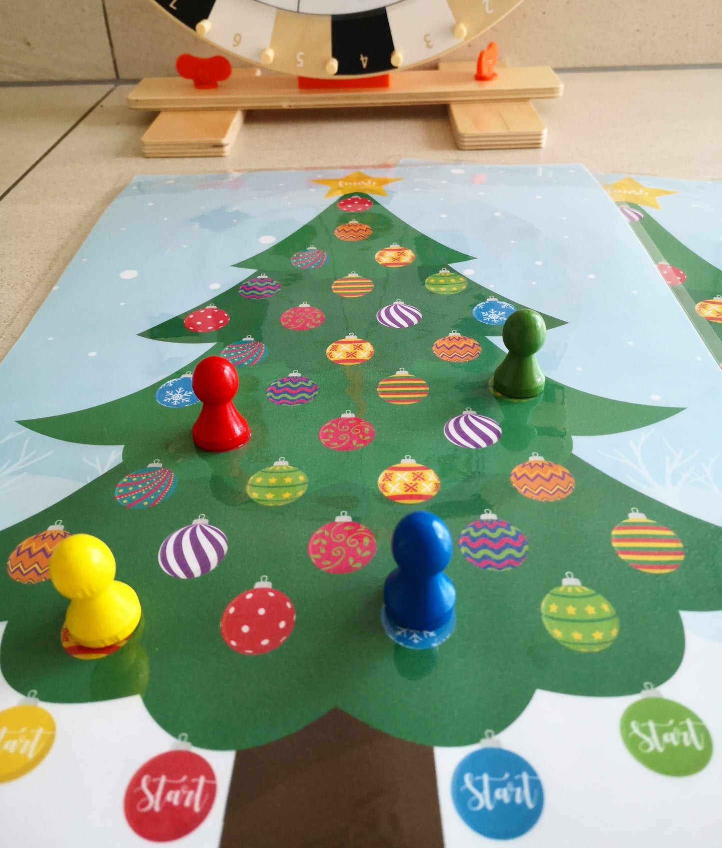 Course de boules de Noël