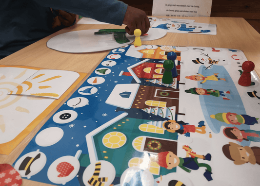 Sneeuwpret Bordspel - Juf Surya Designs