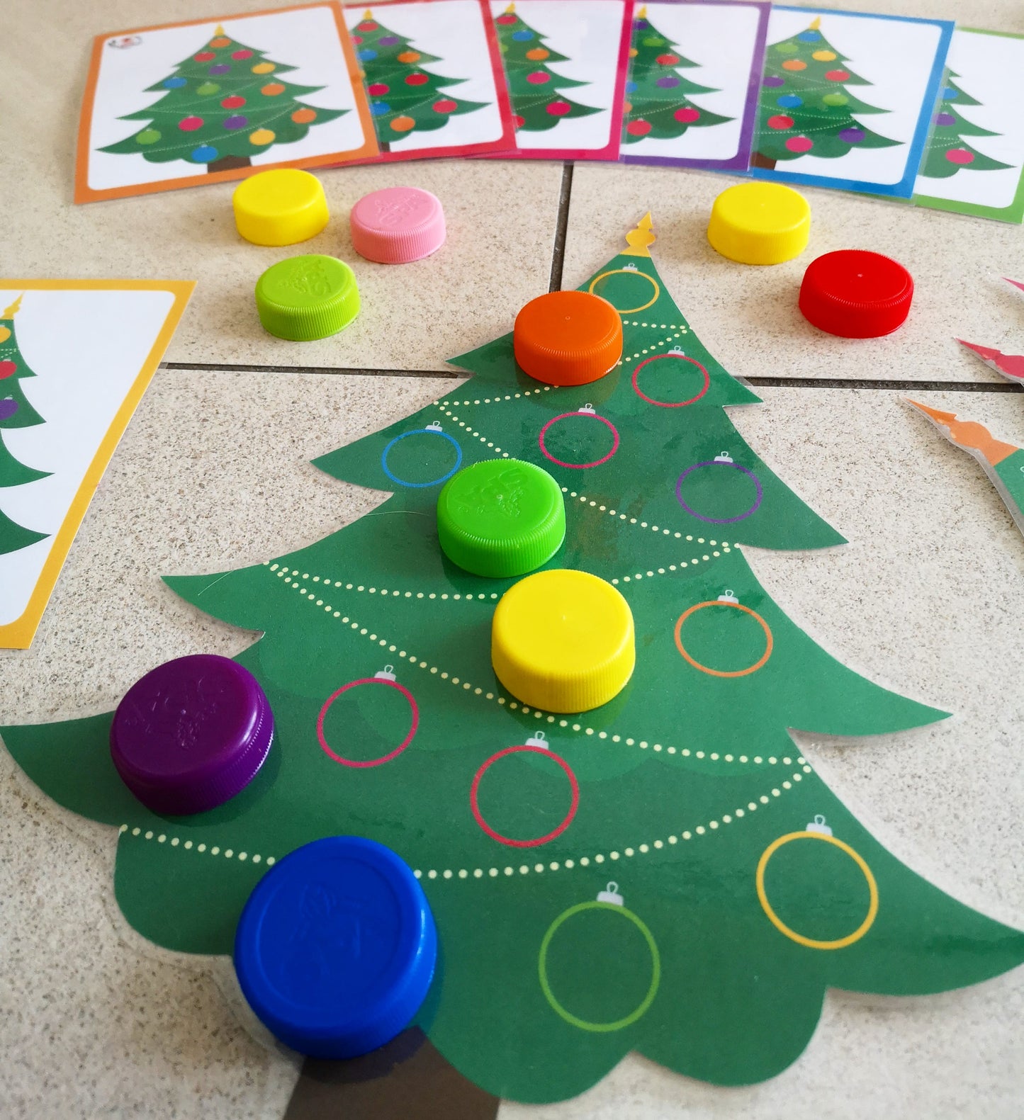 Christmas tree Decorating game