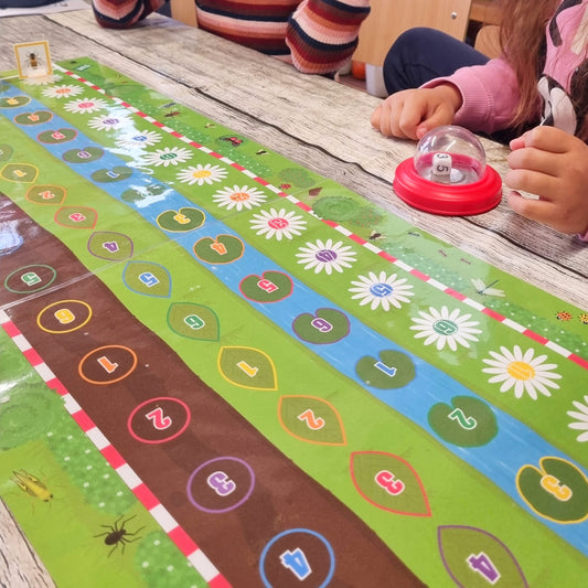 Course de chatouilles géantes