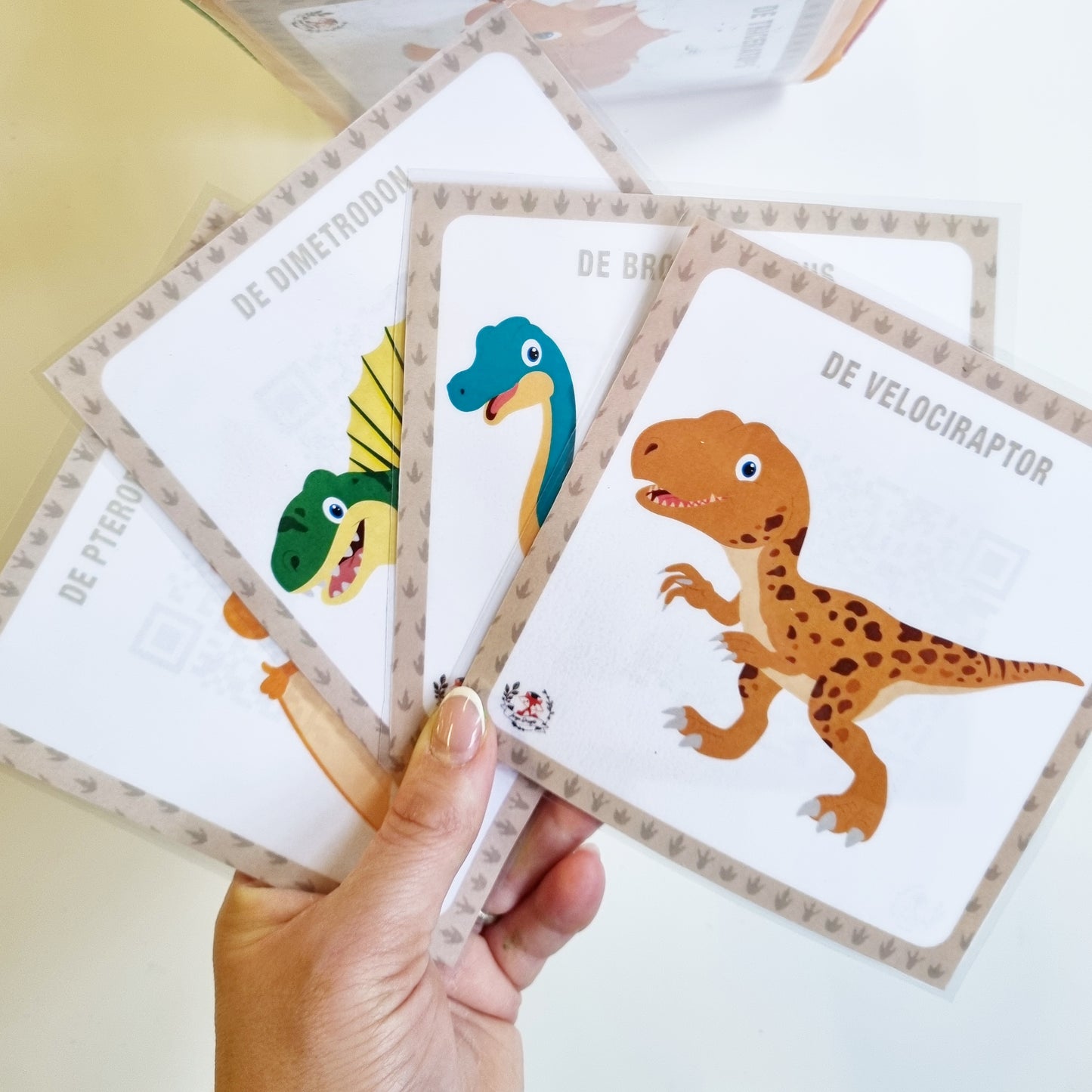 Dice QR Cards: Dinosaures